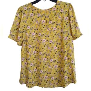 Loft Yellow Short Sleeved Top With Floral Pink Button Up Back Size Large